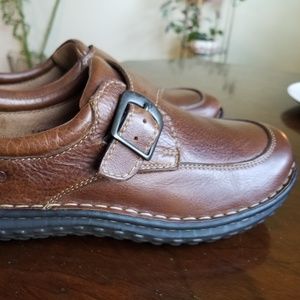 Born brown leather shoes